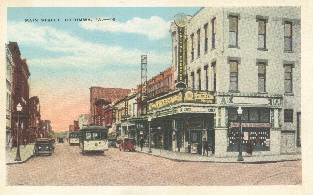 The Captiol Theatre in Ottumwa, IA in 1927